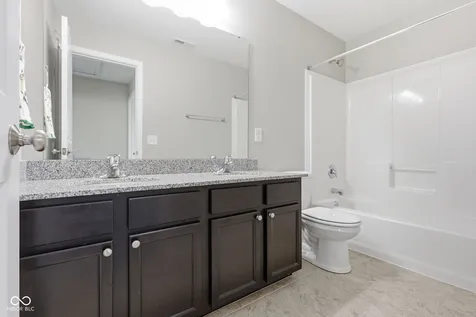 11122 Woodpark Drive Noblesville IN 46060