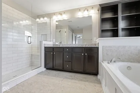 11122 Woodpark Drive Noblesville IN 46060