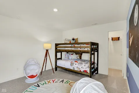 5733 Cloister Lane Mccordsville IN 46055