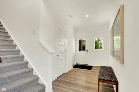 5733 Cloister Lane Mccordsville IN 46055