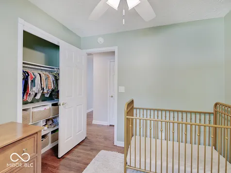 664 E Russell Lake Drive Zionsville IN 46077