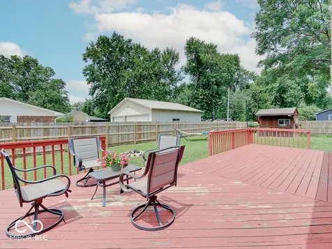 664 E Russell Lake Drive Zionsville IN 46077