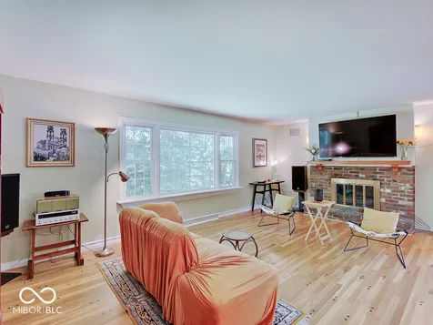 3639 Pinecrest Road Indianapolis IN 46234