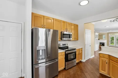 12462 Brookline Street Carmel IN 46032