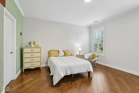 12462 Brookline Street Carmel IN 46032
