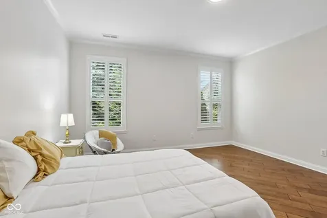 12462 Brookline Street Carmel IN 46032