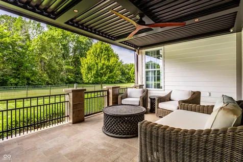 11923 Avedon Way Zionsville IN 46077