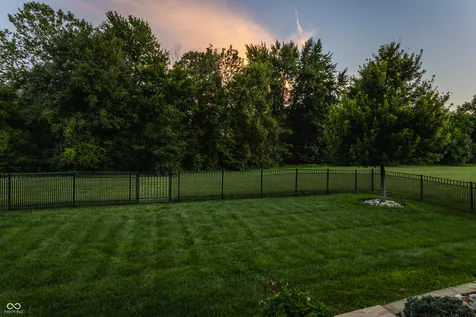 11923 Avedon Way Zionsville IN 46077