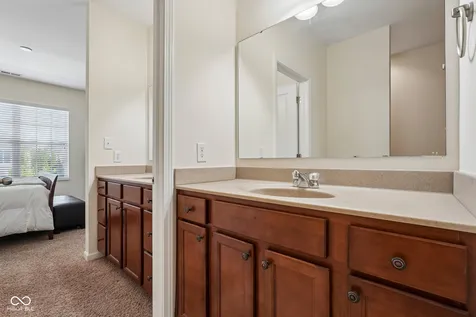 1351 Middlebury Drive Westfield IN 46074