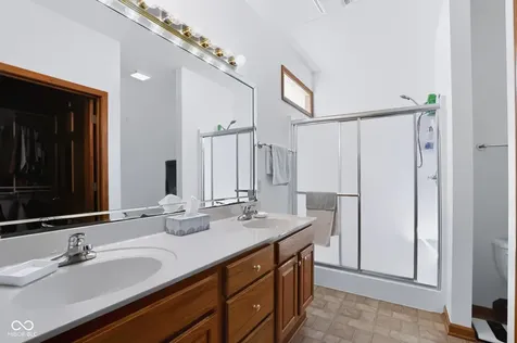 1131 Wyndham Way Greenwood IN 46142