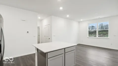 6042 Cascades Drive Whitestown IN 46075