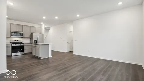 6042 Cascades Drive Whitestown IN 46075