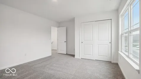 6042 Cascades Drive Whitestown IN 46075
