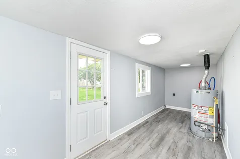 1612 N B Street Elwood IN 46036