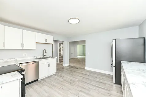 1612 N B Street Elwood IN 46036