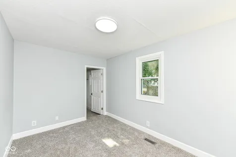 1612 N B Street Elwood IN 46036