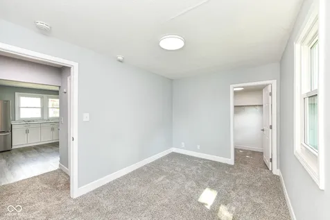 1612 N B Street Elwood IN 46036