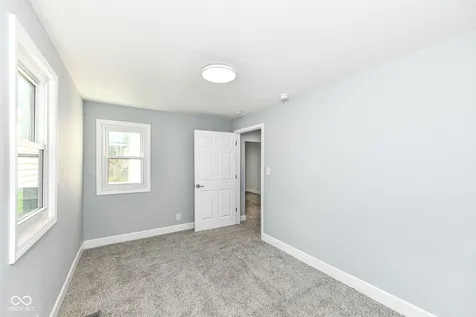 1612 N B Street Elwood IN 46036