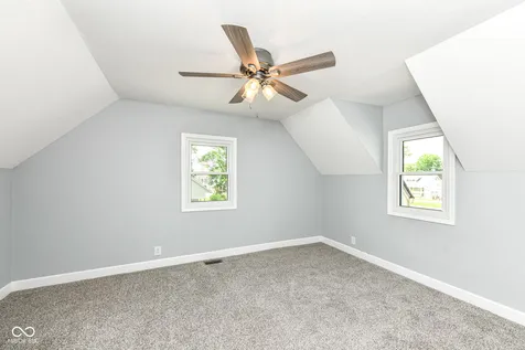 1612 N B Street Elwood IN 46036