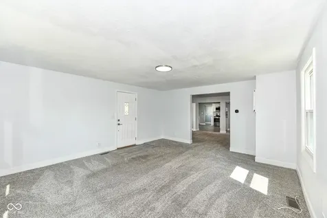 1612 N B Street Elwood IN 46036