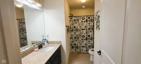 4525 Golden Eagle Court Zionsville IN 46077
