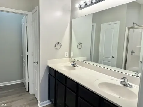 4263 Cairo Way Avon IN 46123