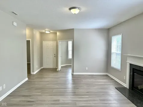 4263 Cairo Way Avon IN 46123