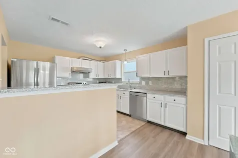 16952 Peach Lane Noblesville IN 46062