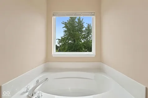 16952 Peach Lane Noblesville IN 46062