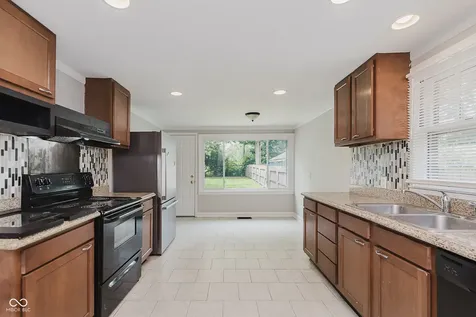 6222 Kingsley Drive Indianapolis IN 46220