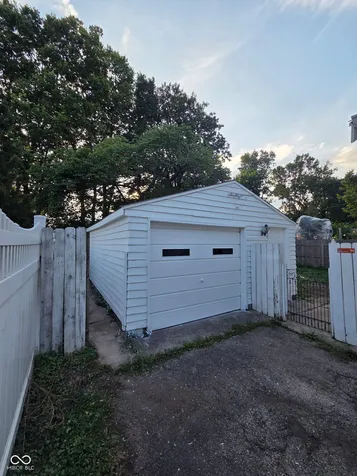 6222 Kingsley Drive Indianapolis IN 46220