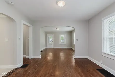 6222 Kingsley Drive Indianapolis IN 46220