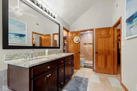 8251 Misty Cove Indianapolis IN 46236