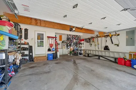 8251 Misty Cove Indianapolis IN 46236