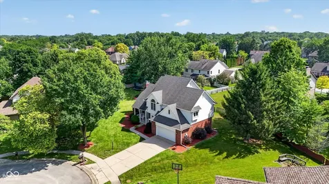 8251 Misty Cove Indianapolis IN 46236