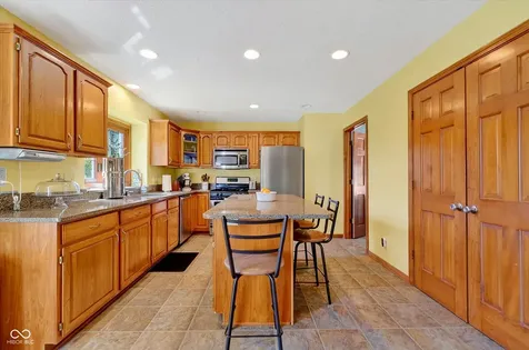 8251 Misty Cove Indianapolis IN 46236