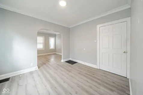 4033 Boulevard Place Indianapolis IN 46208