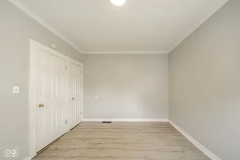 4033 Boulevard Place Indianapolis IN 46208