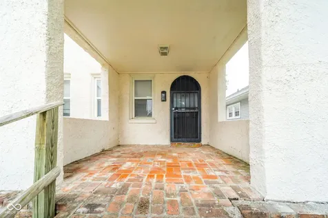 4033 Boulevard Place Indianapolis IN 46208