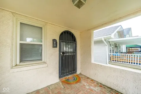 4033 Boulevard Place Indianapolis IN 46208