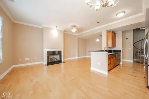 355 E Ohio Street Indianapolis IN 46204