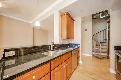 355 E Ohio Street Indianapolis IN 46204