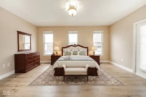 355 E Ohio Street Indianapolis IN 46204