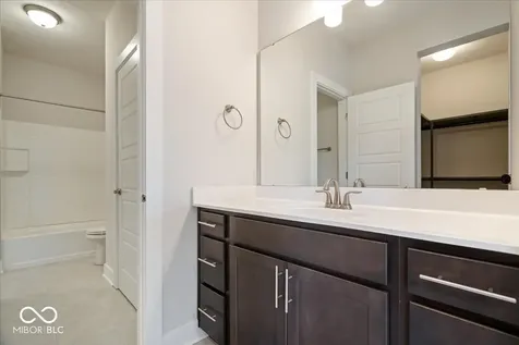 16275 Spring Bank Court Fishers IN 46040