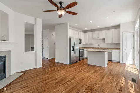 12735 Edgemont Way Carmel IN 46032