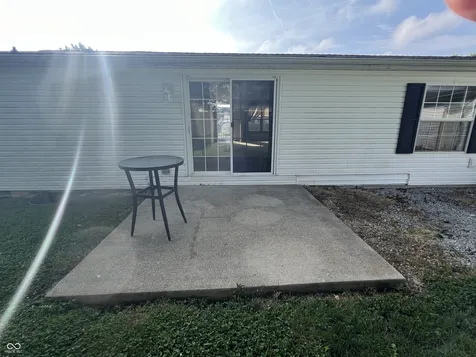 4686 Breckenridge Drive Columbus IN 47203