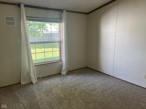 4686 Breckenridge Drive Columbus IN 47203