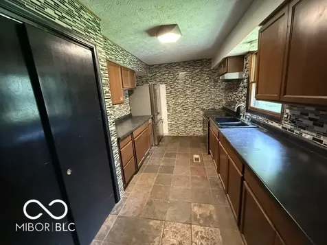 1645 Sycamore Drive Plainfield IN 46168