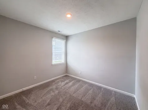 1671 Fairmount Drive Greenfield IN 46140