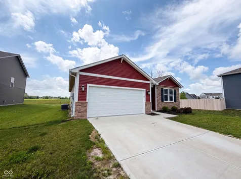 1671 Fairmount Drive Greenfield IN 46140